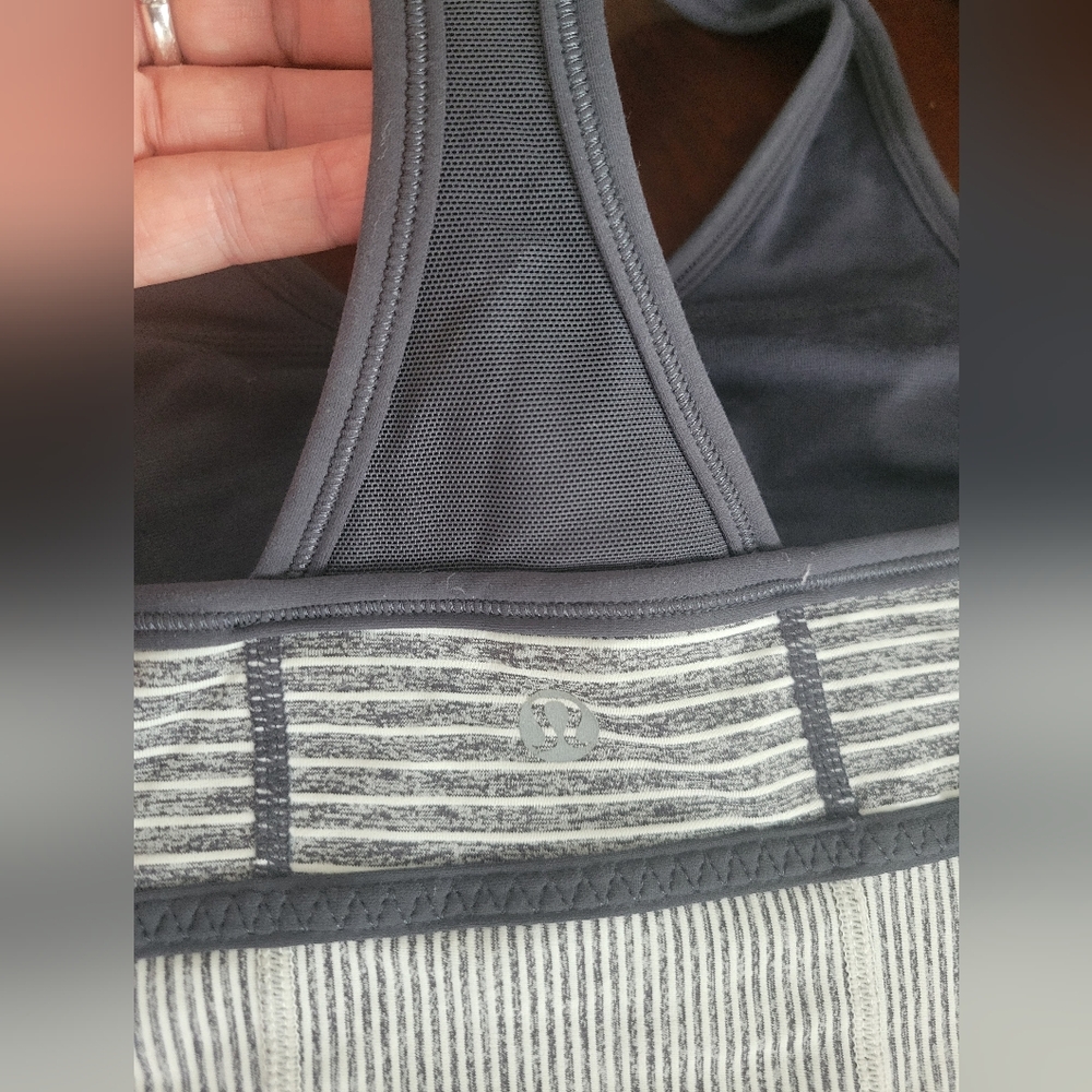 Lululemon top - Picture 3 of 4